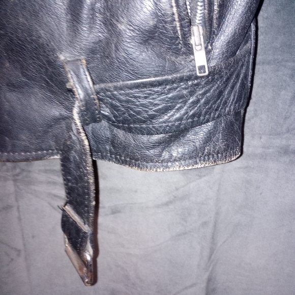 Vintage Wilson's Leather Motorcycle Jacket Size Medium - Picture 3 of 10